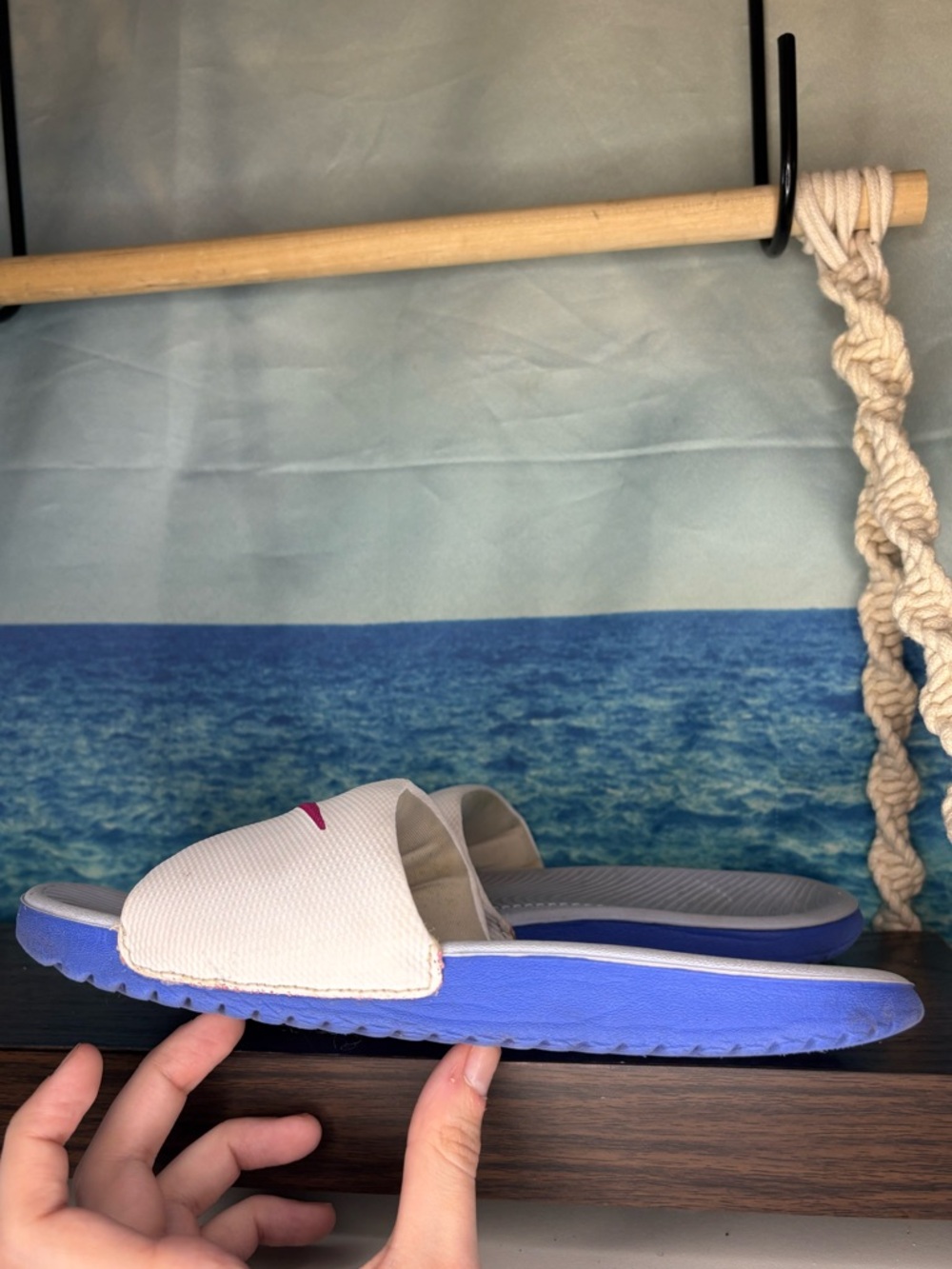 Nike Kids Kawa White and Pink Slides - Picture 9 of 10